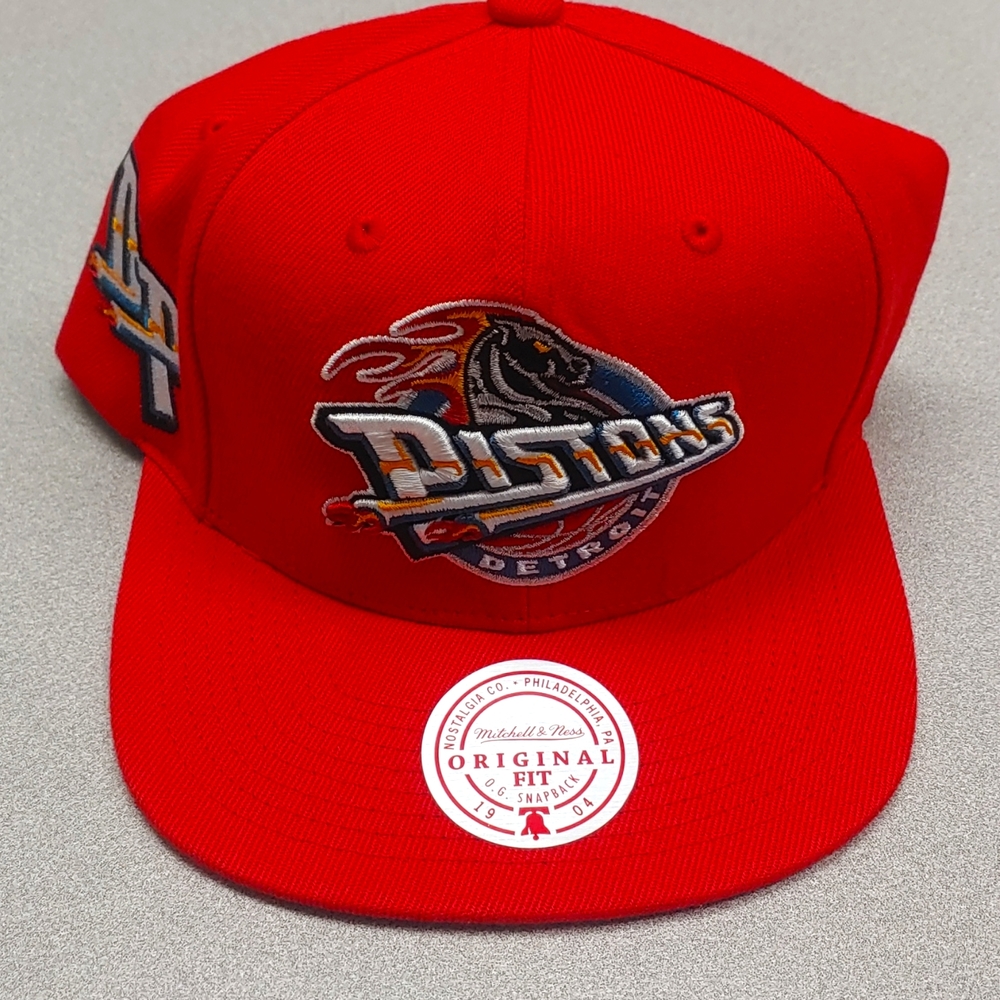 Detroit Pistons Mitchell & Ness Snapback